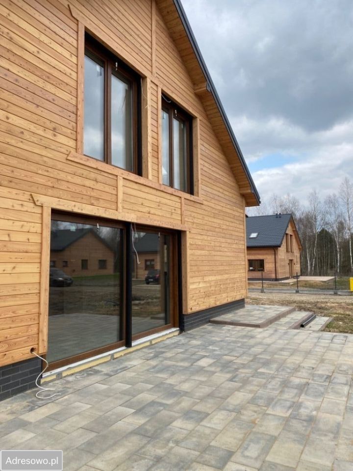 dom wolnostojący, 7 pokoi Kolonia Poczesna, ul. Graniczna. Zdjęcie 5