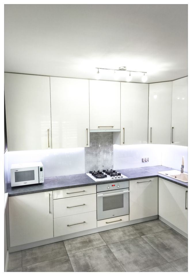 dom wolnostojący, 4 pokoje Trześń Błonie, ul. Szafirowa. Zdjęcie 3