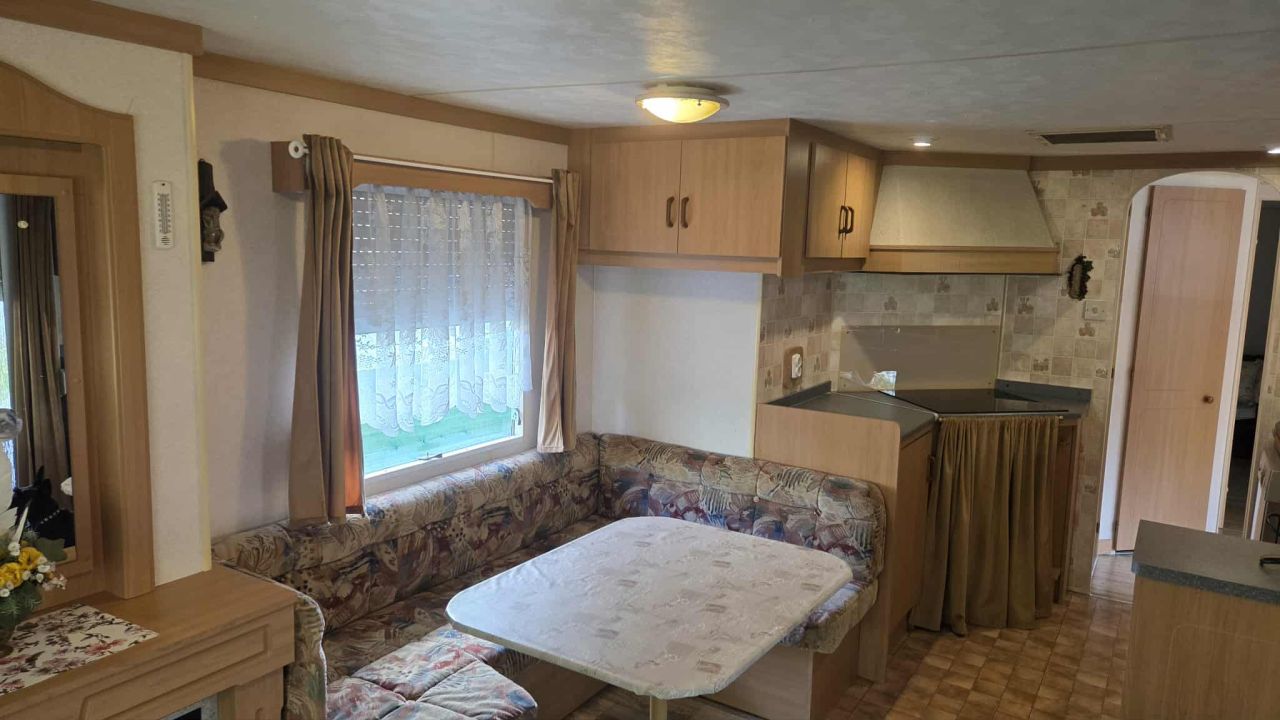 dom letniskowy, 4 pokoje Jeleńska Huta Jelonek, ul. Jelonek. Zdjęcie 10