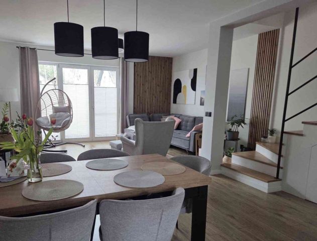 dom szeregowy, 4 pokoje Żyrardów, ul. Ziołowa. Zdjęcie 3