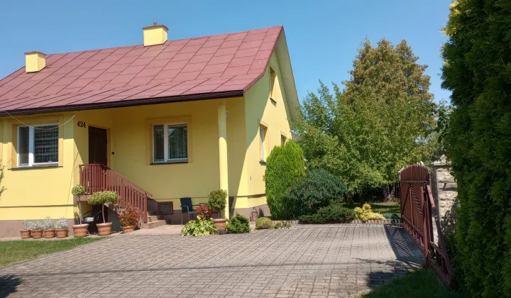 dom wolnostojący, 4 pokoje Humniska Duża Strona, brak