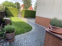 dom wolnostojący, 9 pokoi Zielonka Siwki, ul. Dolna. Zdjęcie 1