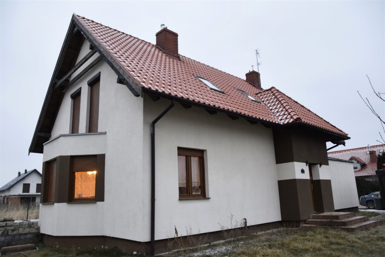 dom wolnostojący, 5 pokoi Osiniec. Zdjęcie 2