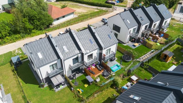 dom szeregowy, 5 pokoi Sułków. Zdjęcie 4