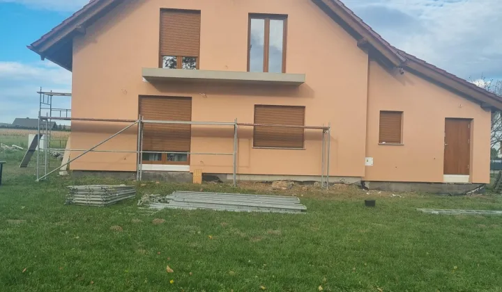 dom wolnostojący, 4 pokoje Otmuchów, ul. Sosnowa