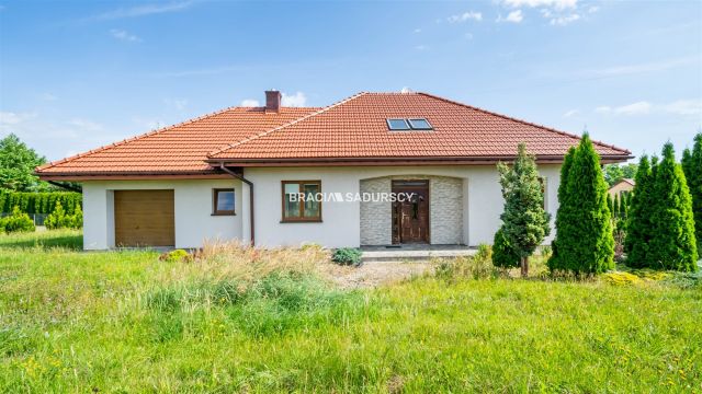 dom wolnostojący, 3 pokoje Łapanów. Zdjęcie 26