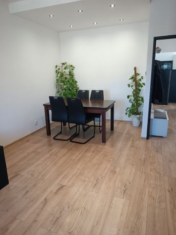 Mieszkanie 2-pokojowe Rzeszów Baranówka, ul. Władysława Broniewskiego. Zdjęcie 1