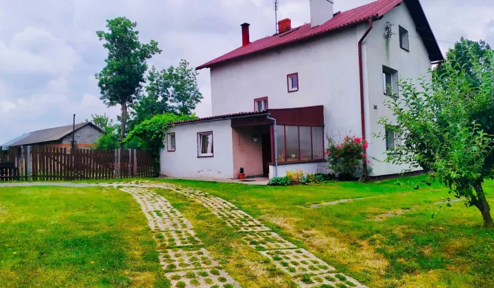 dom wolnostojący, 6 pokoi Równe