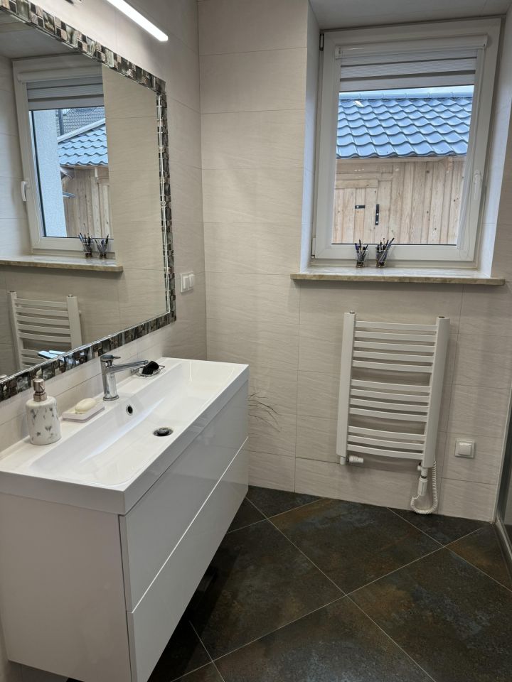 dom wolnostojący, 4 pokoje Różnowo. Zdjęcie 11