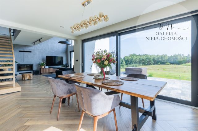 dom wolnostojący, 5 pokoi Zwierzewo. Zdjęcie 9