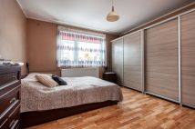 dom wolnostojący, 6 pokoi Pszczółki. Zdjęcie 2