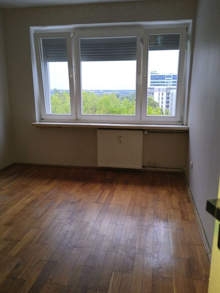 Mieszkanie 3-pokojowe Poznań Winogrady, os. Kosmonautów. Zdjęcie 1