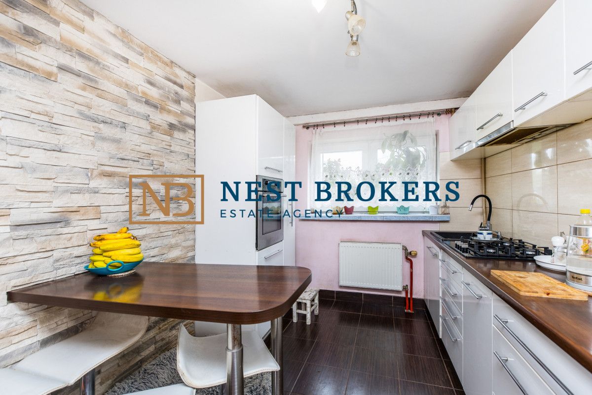 Mieszkanie 3-pokojowe Kraków Kurdwanów, ul. Cechowa. Zdjęcie 2