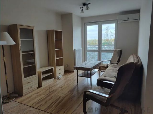 Mieszkanie 3-pokojowe Warszawa Wola, ul. Radziwie. Zdjęcie 1