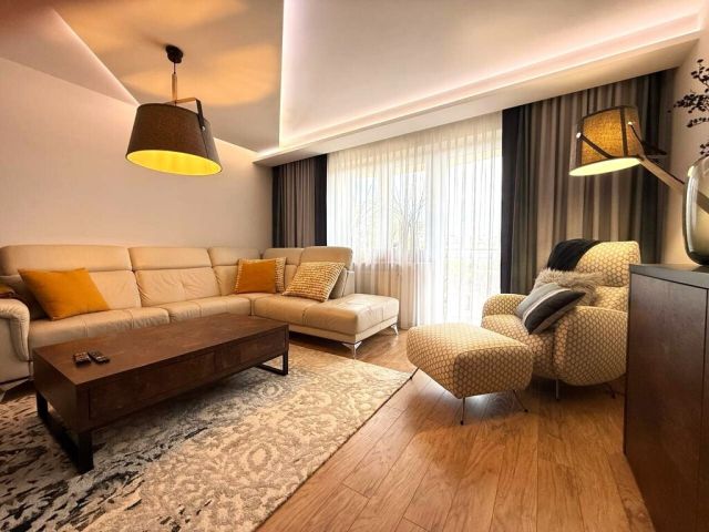 Mieszkanie 4-pokojowe Rzeszów, ul. Krośnieńska. Zdjęcie 1