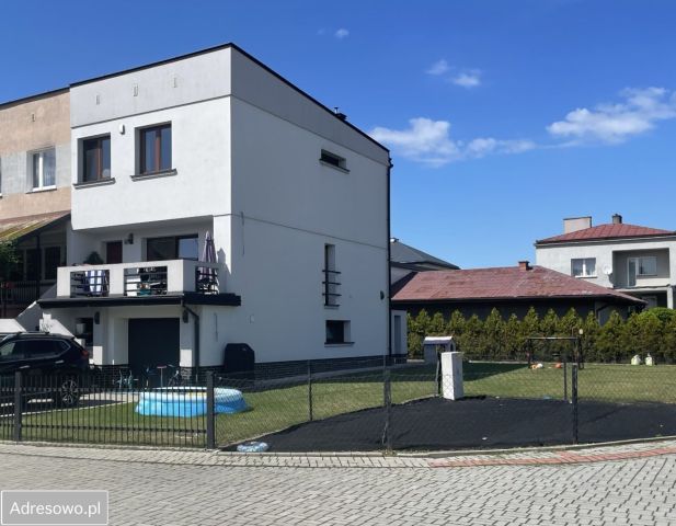 dom szeregowy, 3 pokoje Tarnów, ul. Władysława Jagiełły. Zdjęcie 1