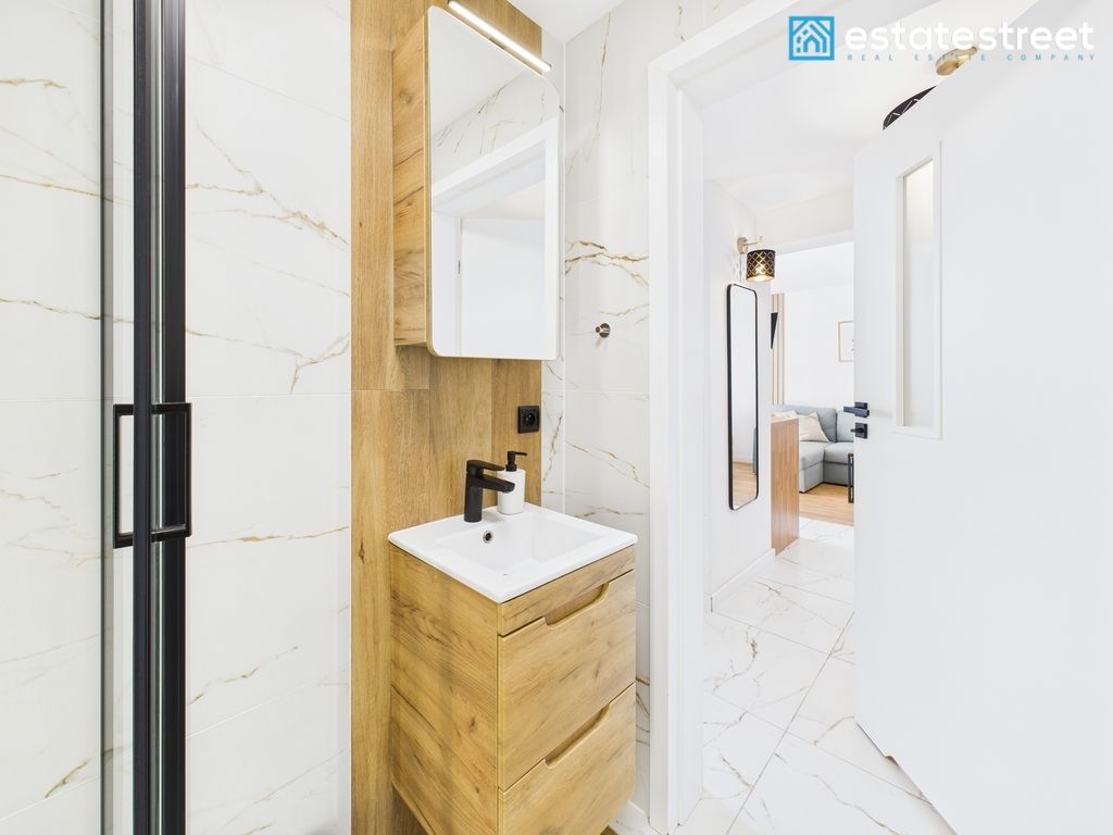 Mieszkanie 2-pokojowe Katowice Śródmieście, al. Wojciecha Korfantego. Zdjęcie 12