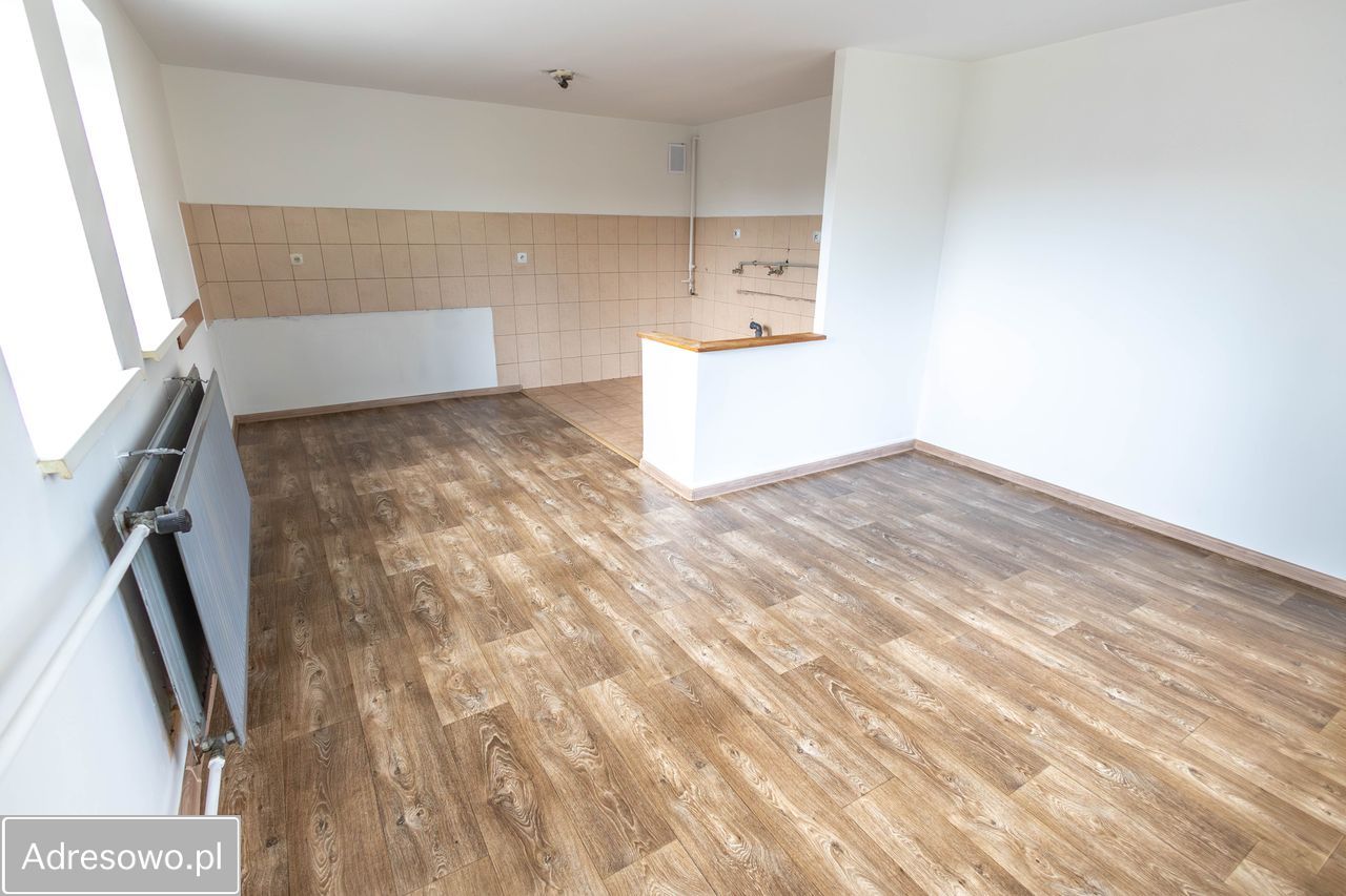 bliźniak, 6 pokoi Cieszyn. Zdjęcie 5