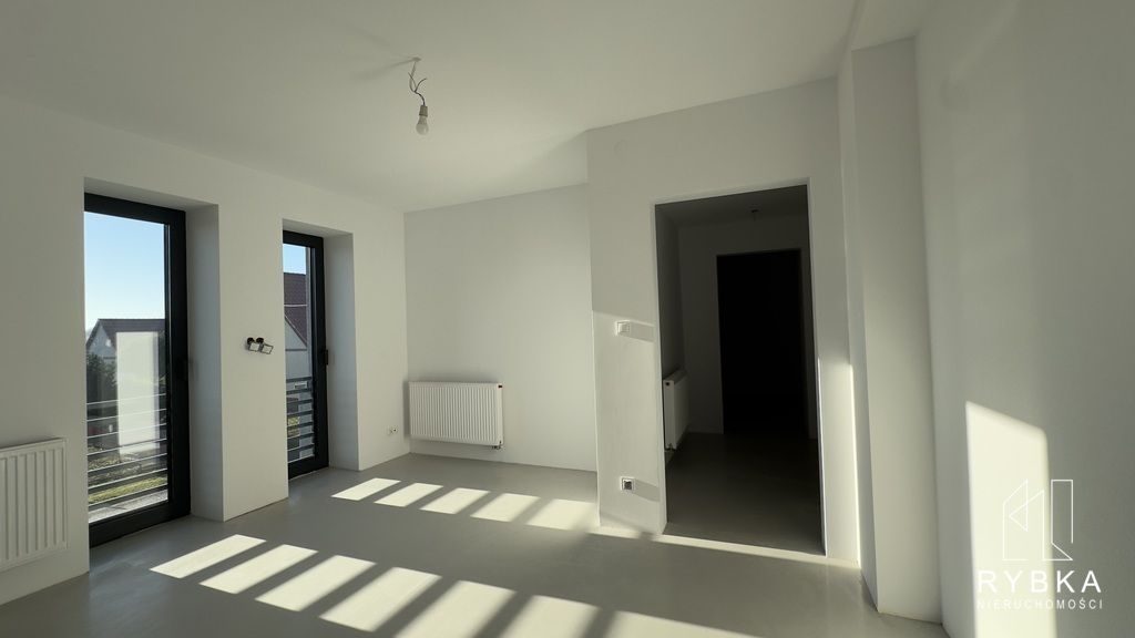 dom wolnostojący, 4 pokoje Komorze. Zdjęcie 17