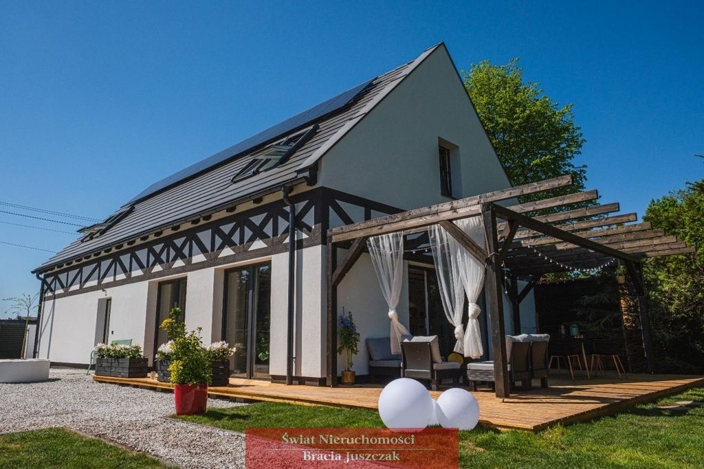 dom wolnostojący, 4 pokoje Żerniki Wrocławskie