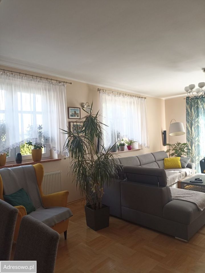 bliźniak, 4 pokoje Sulejówek. Zdjęcie 1