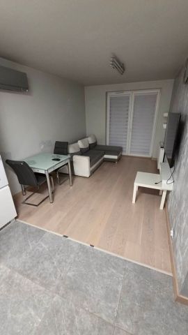 Mieszkanie 3-pokojowe Kraków Czyżyny. Zdjęcie 1