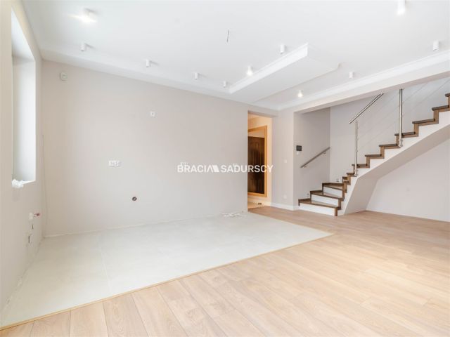 bliźniak, 4 pokoje Kraków Dębniki, ul. Wielkanocna. Zdjęcie 9