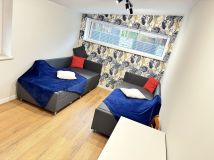 dom wolnostojący, 6 pokoi Królowy Most. Zdjęcie 4