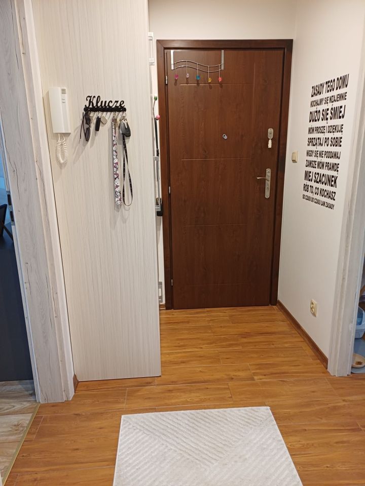 Mieszkanie 3-pokojowe Pustków-Osiedle. Zdjęcie 8