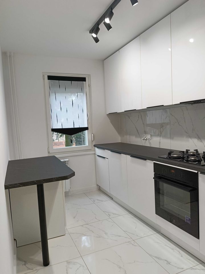 Mieszkanie 3-pokojowe Leszno. Zdjęcie 8