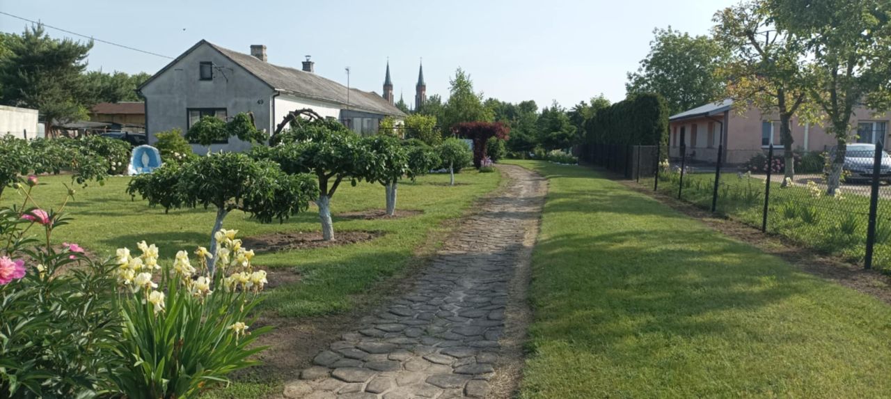 dom wolnostojący, 2 pokoje Parczew, ul. Adama Mickiewicza. Zdjęcie 2