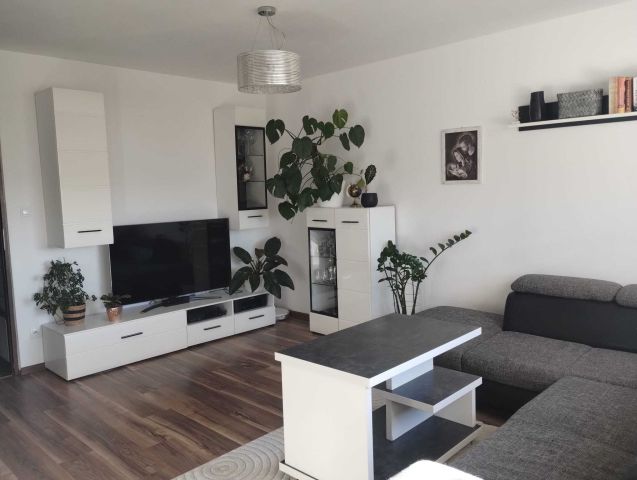 Mieszkanie 3-pokojowe Rzeszów Staromieście, ul. Teofila Niecia. Zdjęcie 1