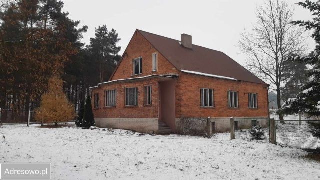 dom wolnostojący, 6 pokoi Komorów. Zdjęcie 1