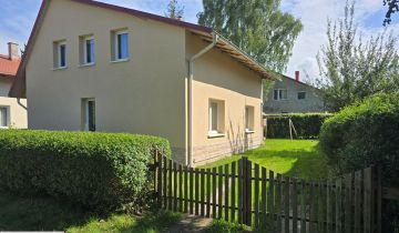 dom wolnostojący, 7 pokoi Rowy, ul. Bukowa