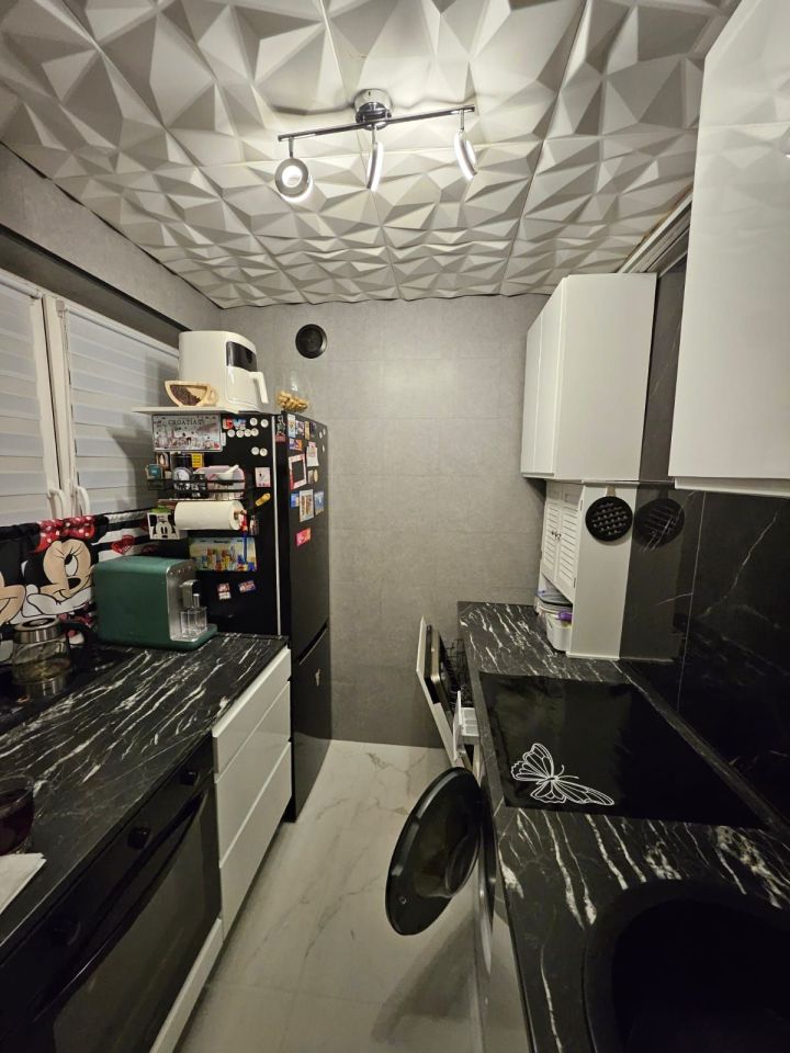 Mieszkanie 2-pokojowe Knurów. Zdjęcie 4