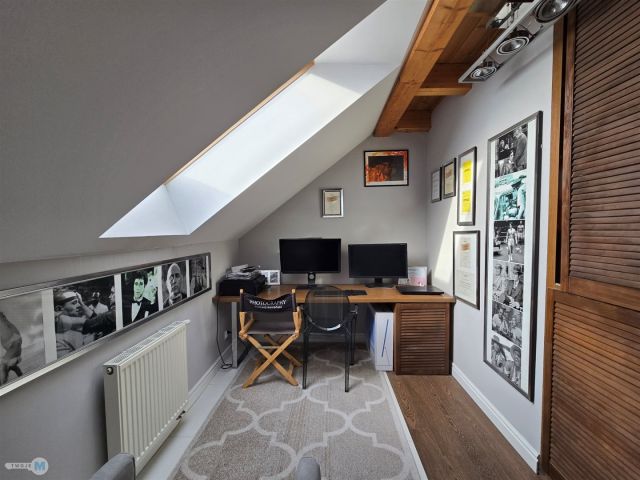 Mieszkanie 4-pokojowe Jędrzejów. Zdjęcie 3