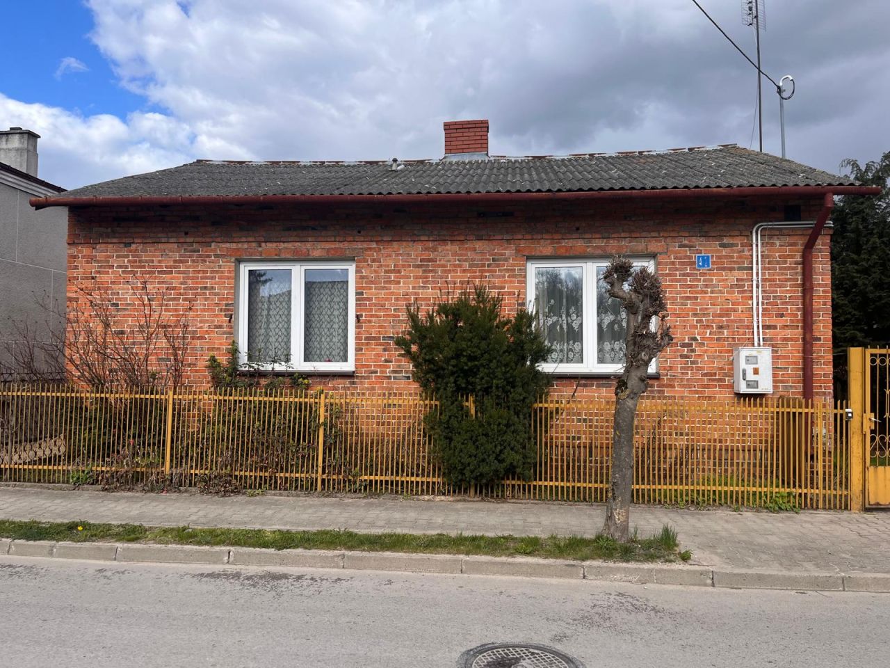 dom wolnostojący, 3 pokoje Mogielnica, ul. ks. Zagańczyka. Zdjęcie 1