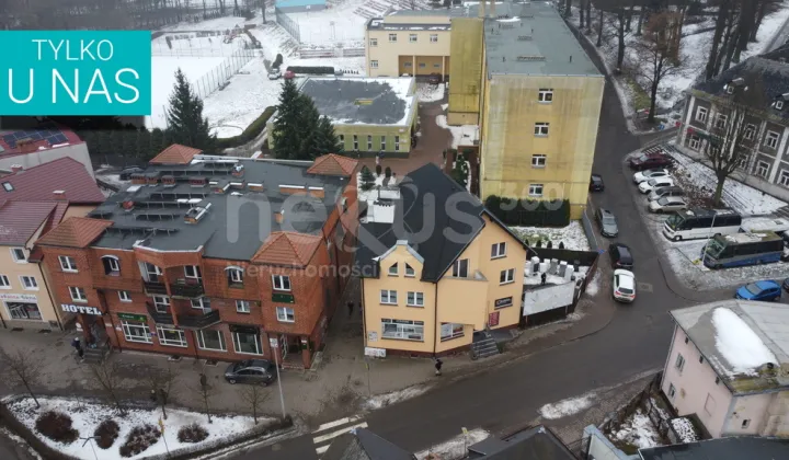 dom wolnostojący, 8 pokoi Kamienna Góra, ul. Parkowa