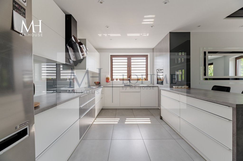 dom wolnostojący, 6 pokoi Dąbrówka Wielka. Zdjęcie 4