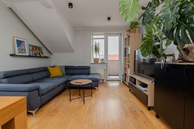 Mieszkanie 3-pokojowe Pogórze, ul. Wiejska. Zdjęcie 1