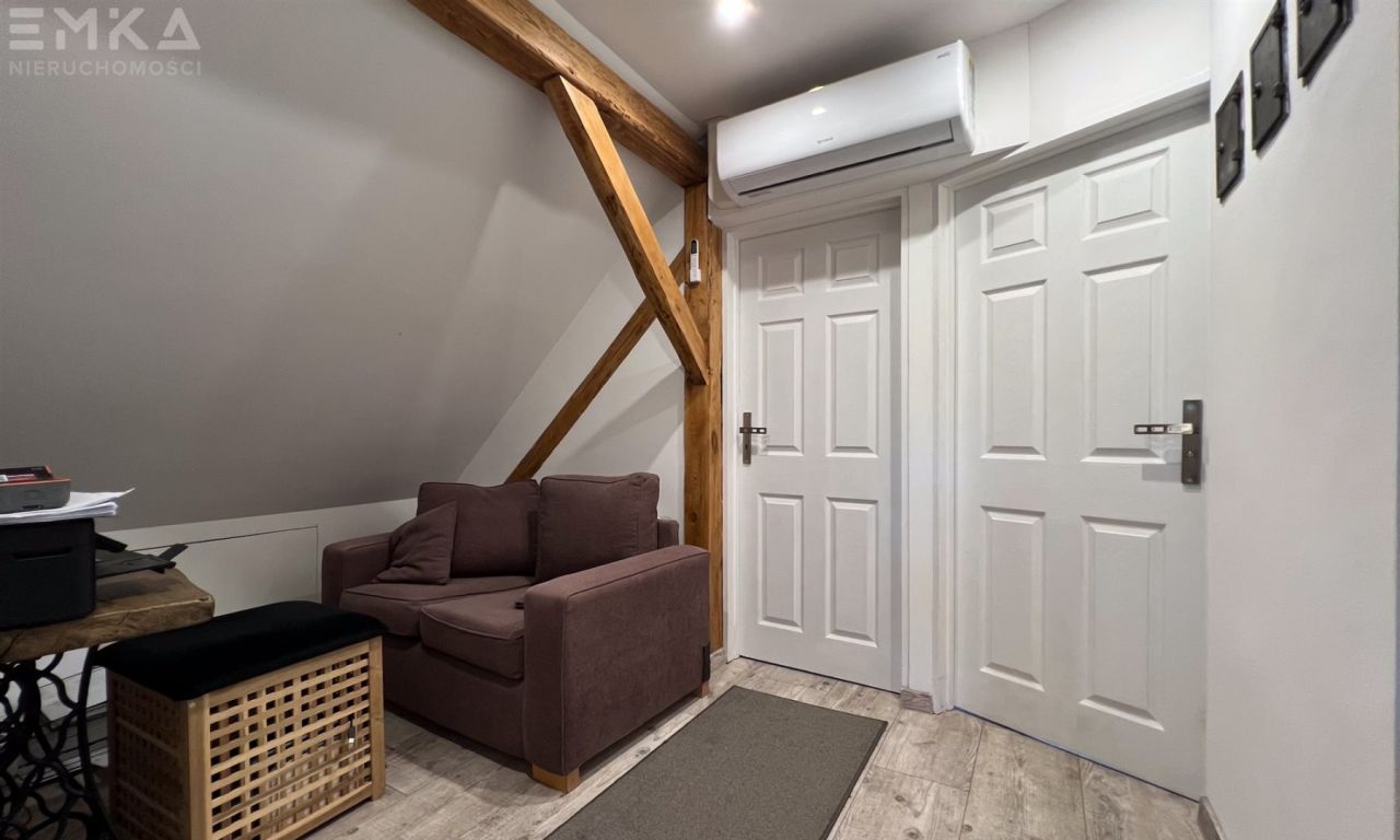 dom wolnostojący, 6 pokoi Stary Jasiniec. Zdjęcie 24