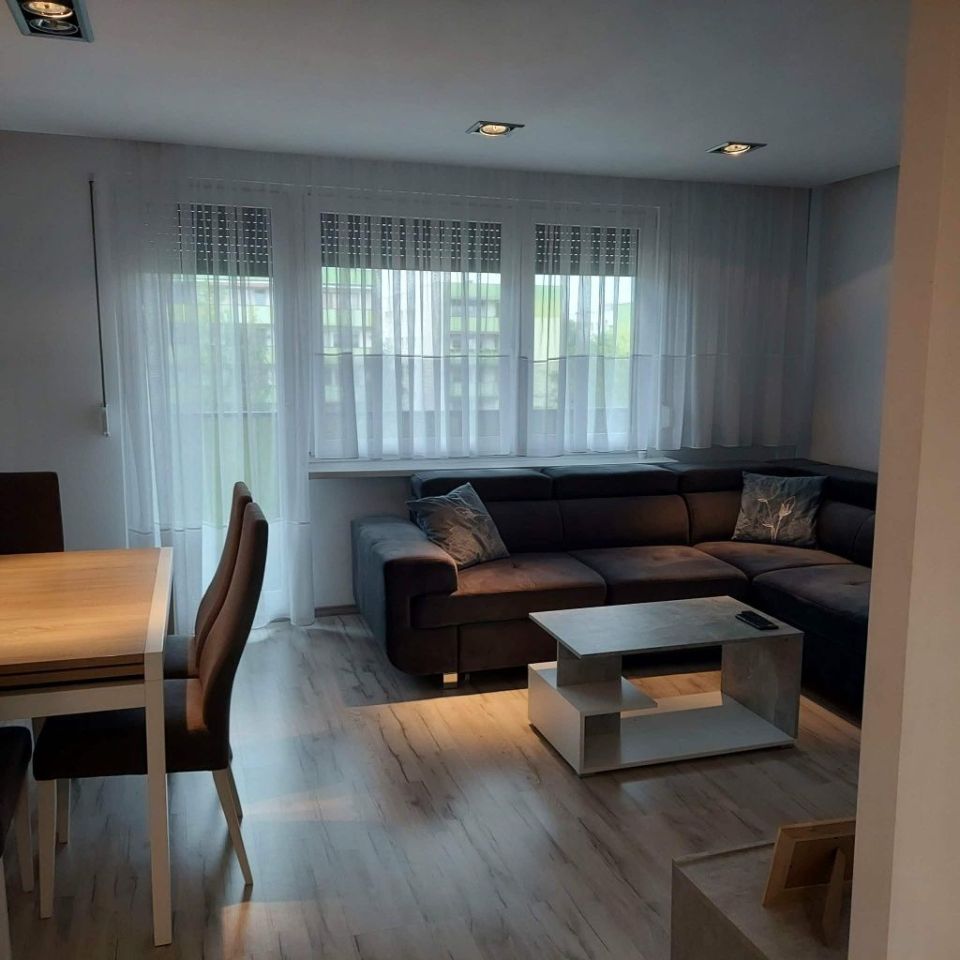 Mieszkanie 2-pokojowe Słupca, os. Niepodległości. Zdjęcie 1