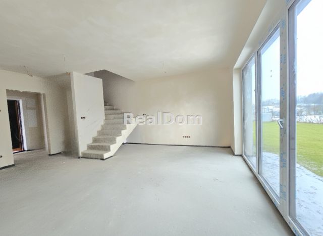 dom szeregowy, 4 pokoje Chrosna. Zdjęcie 3