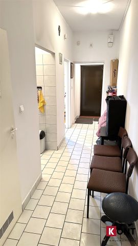 Lokal Kraków Mistrzejowice, os. Bohaterów Września. Zdjęcie 11
