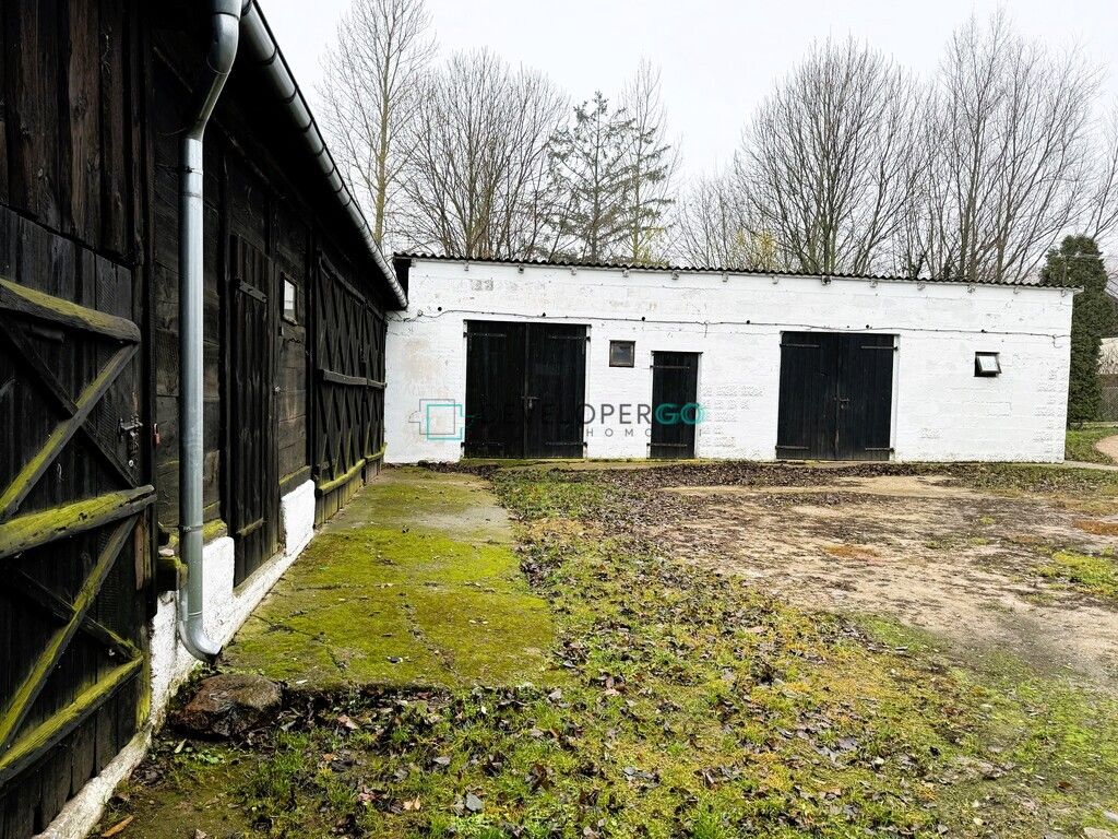 dom wolnostojący, 9 pokoi Suchodół Włościański. Zdjęcie 13