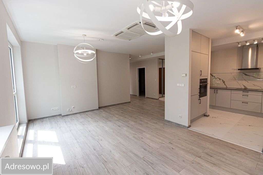 Mieszkanie 4-pokojowe Katowice Śródmieście, ul. Jesionowa. Zdjęcie 3