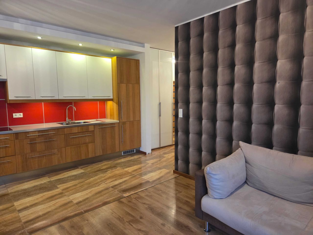 Mieszkanie 3-pokojowe Warszawa Włochy, ul. Obywatelska. Zdjęcie 1