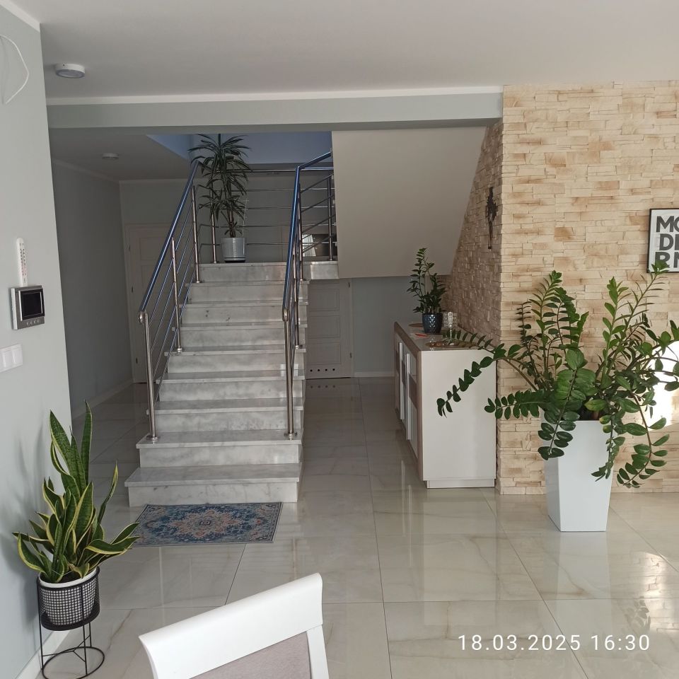 dom wolnostojący Mieronice. Zdjęcie 2