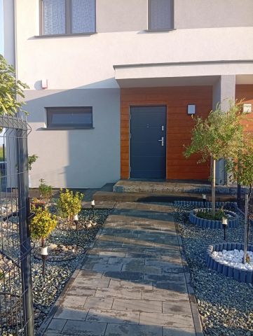 bliźniak, 4 pokoje Środa Wielkopolska. Zdjęcie 1