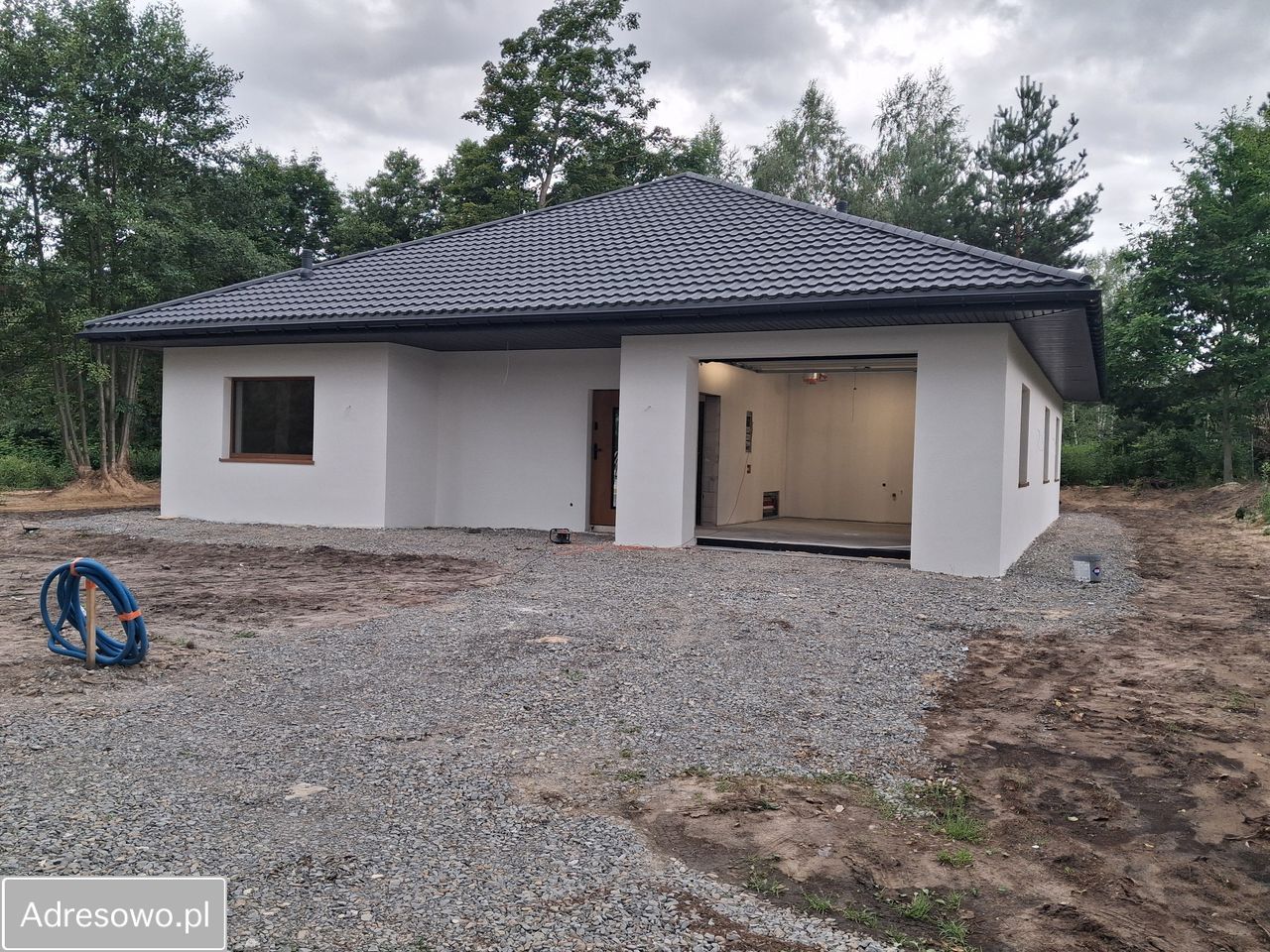 dom wolnostojący, 4 pokoje Pogórska Wola. Zdjęcie 1